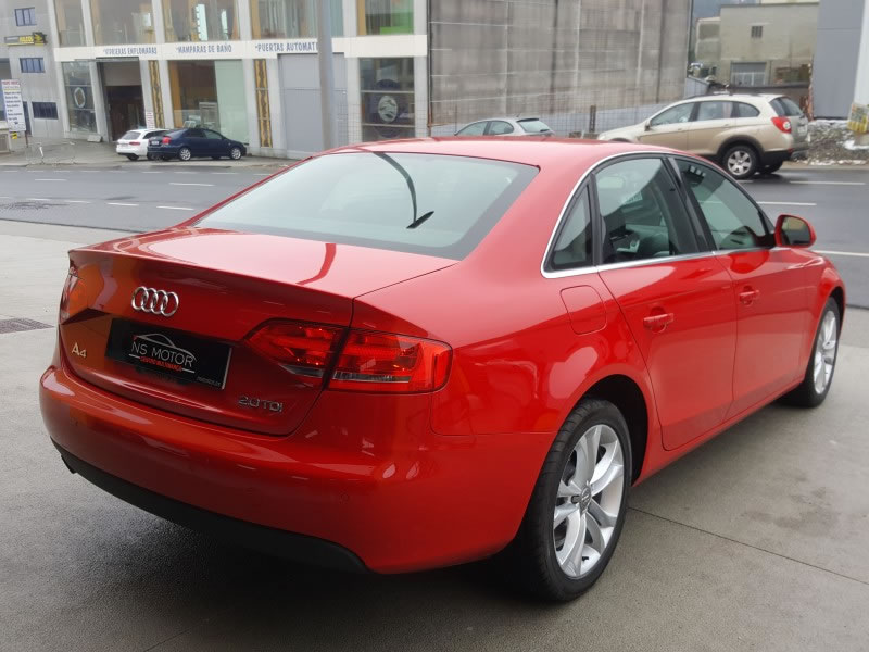 AUDI A4 2.0 TDI 143CV 