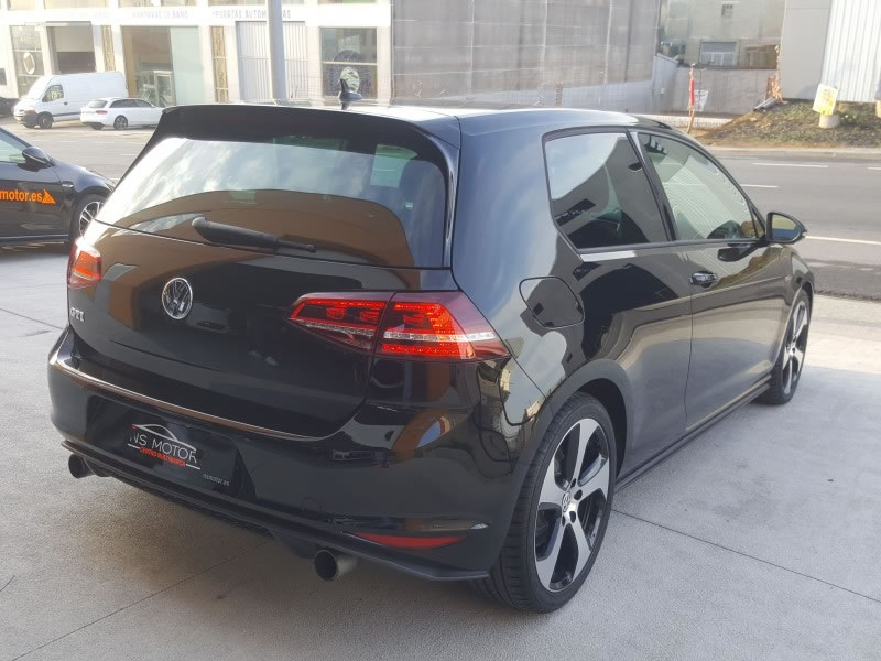 VOLKSWAGEN GOLF SERIE VII GTI  2.0 TSI 220 DSG
