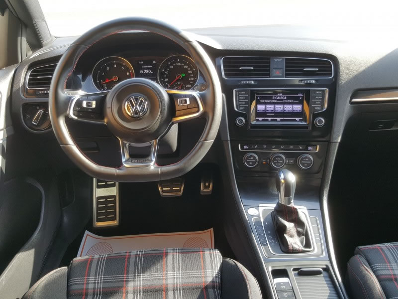 VOLKSWAGEN GOLF SERIE VII GTI  2.0 TSI 220 DSG