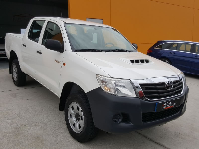 TOYOTA HILUX 2.5D D4D 144CV 4X4 GX