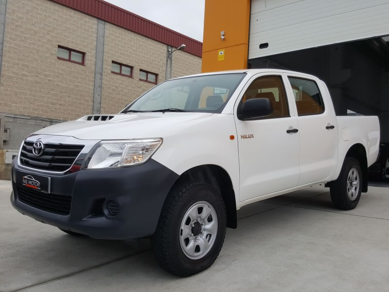 TOYOTA HILUX 2.5D D4D 144CV 4X4 GX