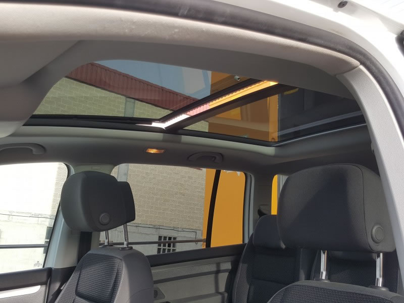 VOLKSWAGEN TOURAN 2.0 TDI 140CV