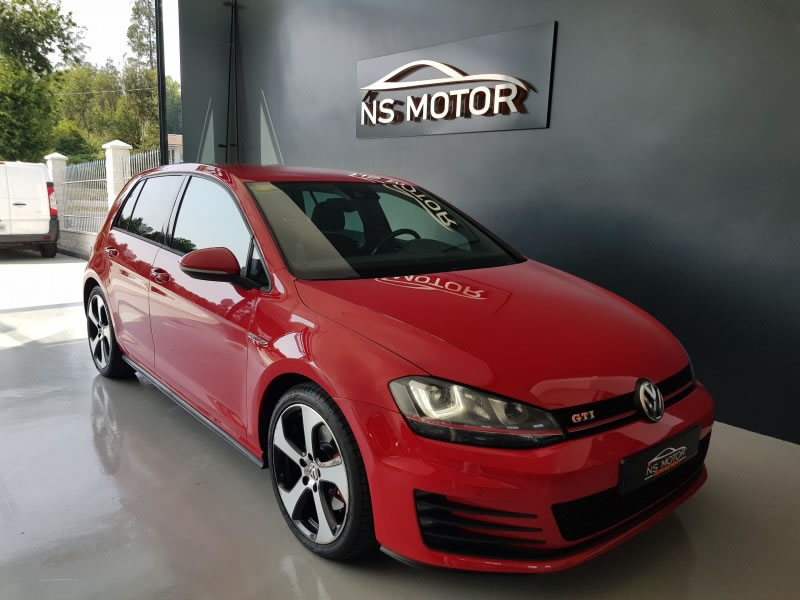 VOLKSWAGEN GOLF VII 2.0 TSI 220CV GTI DSG