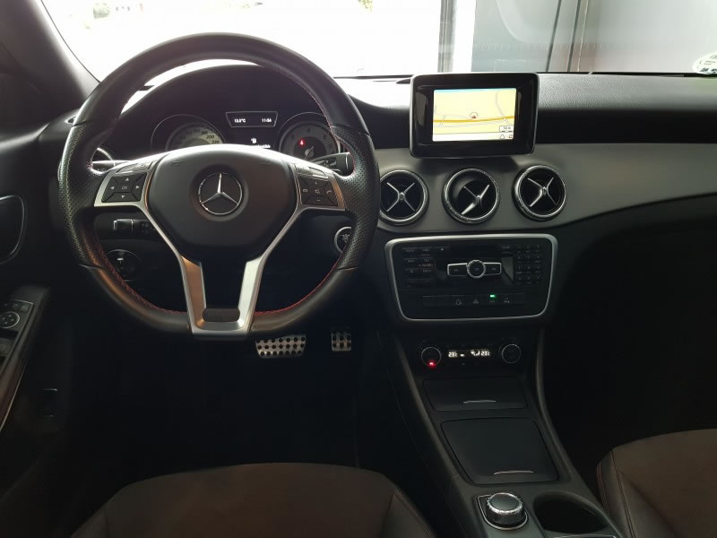 MERCEDES-BENZ CLA 220CDI 170CV PACK AMG INTERIOR Y EXTERIOR AUT
