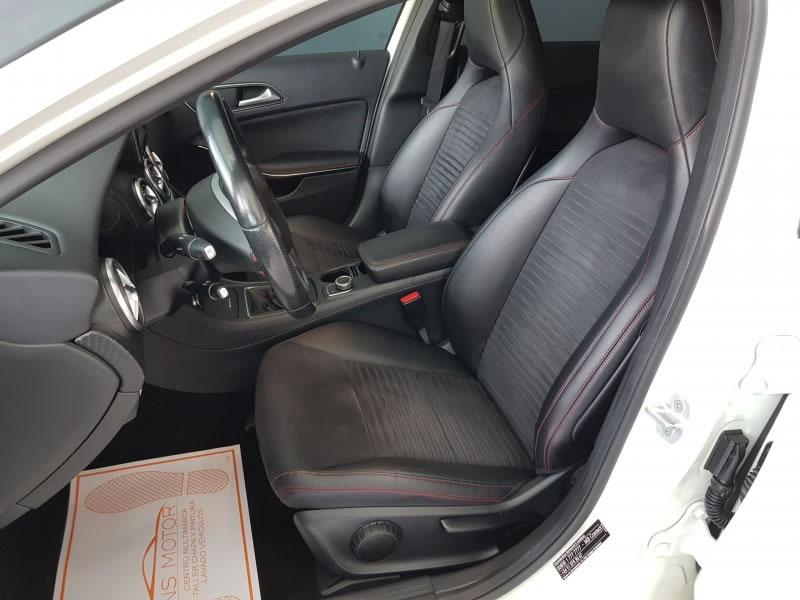 MERCEDES-BENZ CLASE A 200CDI 136CV PACK AMG INT/EXT