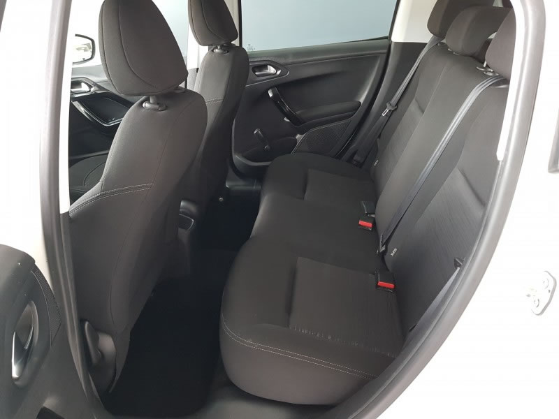 PEUGEOT 208 1.4 HDI 70CV ALLURE