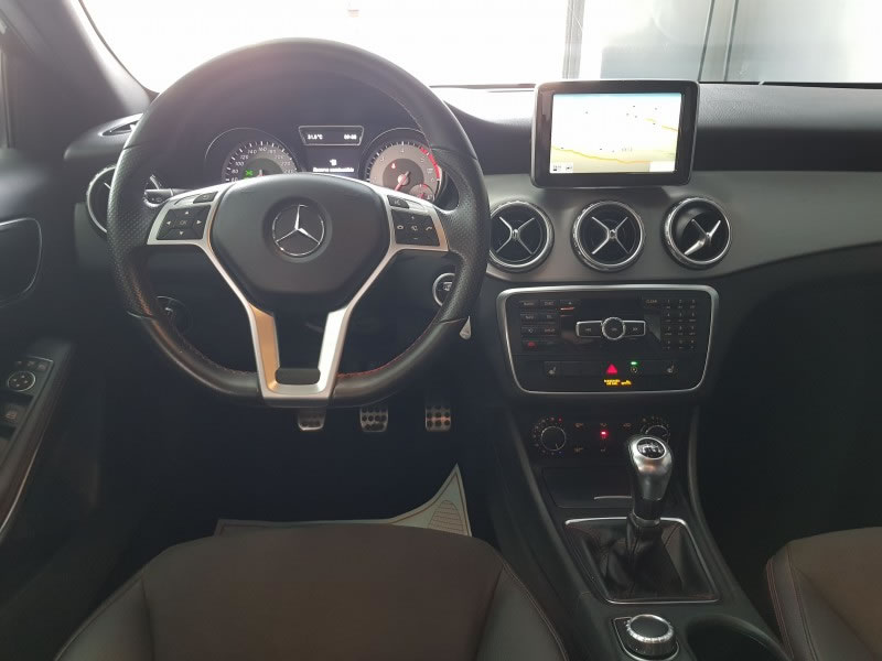 MERCEDES-BENZ GLA 200 CDI 136CV AMG 