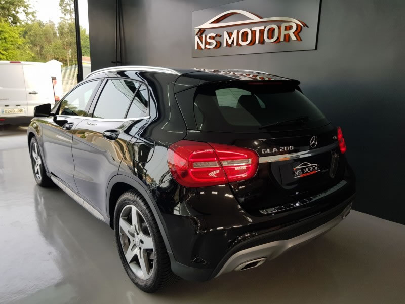 MERCEDES-BENZ GLA 200 CDI 136CV AMG 