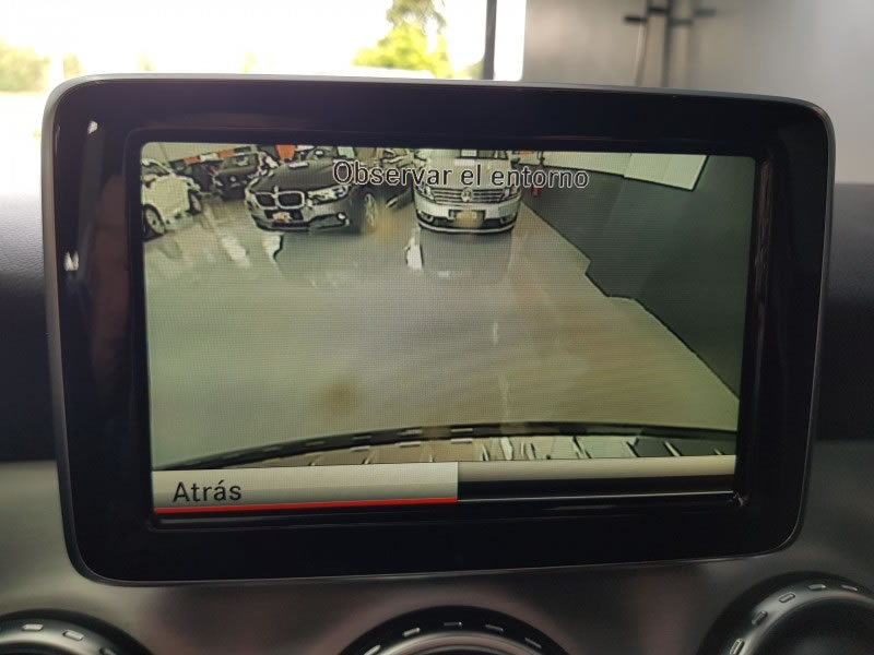 MERCEDES-BENZ GLA 200 CDI 136CV AMG 