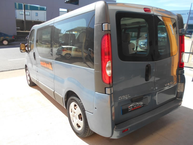OPEL VIVARO 2.0 DCI 115CV 6 VEL 9 PLAZAS