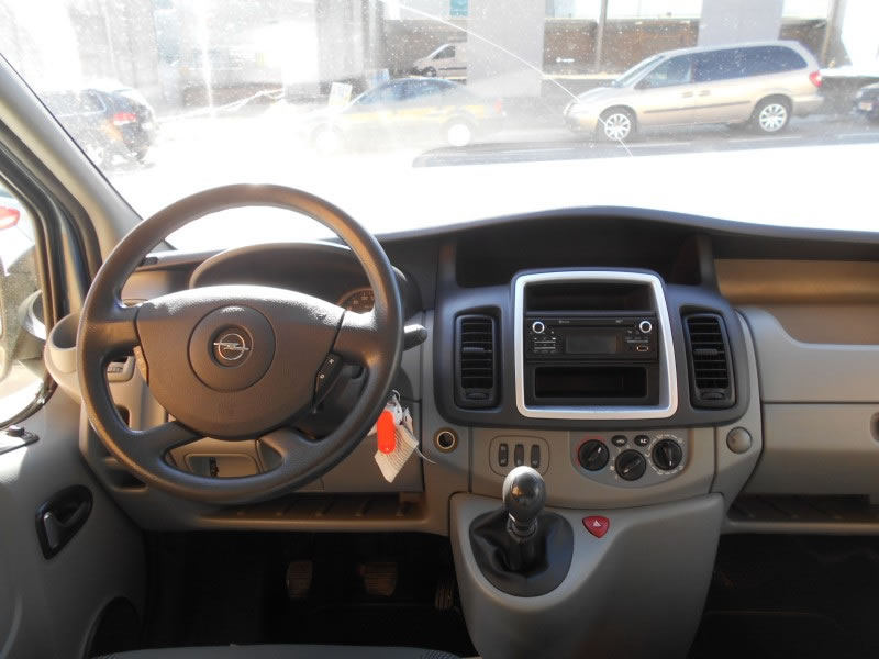 OPEL VIVARO 2.0 DCI 115CV 6 VEL 9 PLAZAS