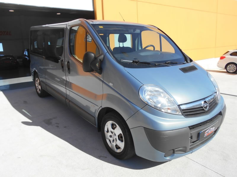 OPEL VIVARO 2.0 DCI 115CV 6 VEL 9 PLAZAS