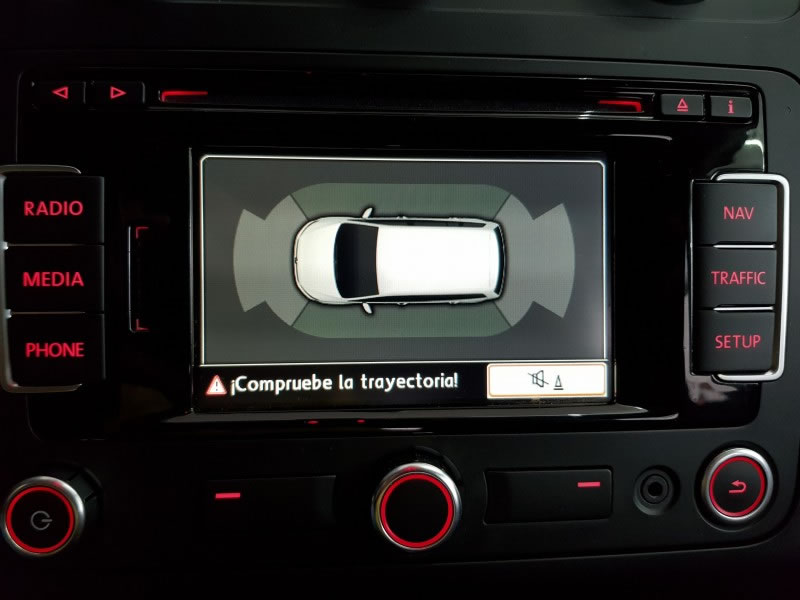 VOLKSWAGEN TOURAN 2.0 TDI 140 HIGHLINE 7 PLAZAS