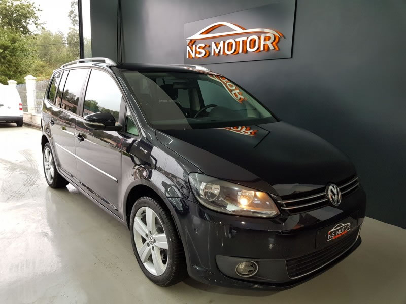 VOLKSWAGEN TOURAN 2.0 TDI 140 HIGHLINE 7 PLAZAS