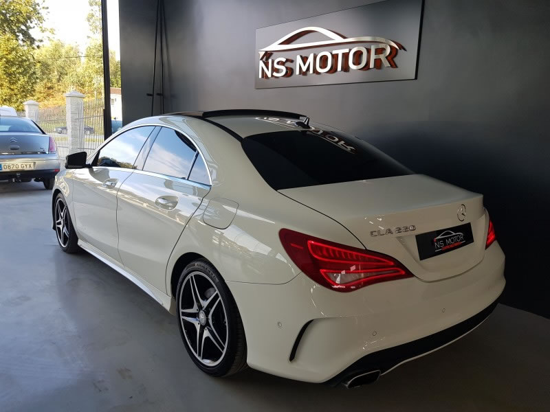 MERCEDES-BENZ CLA 220CDI 170CV PACK AMG INTERIOR Y EXTERIOR 7G FULL