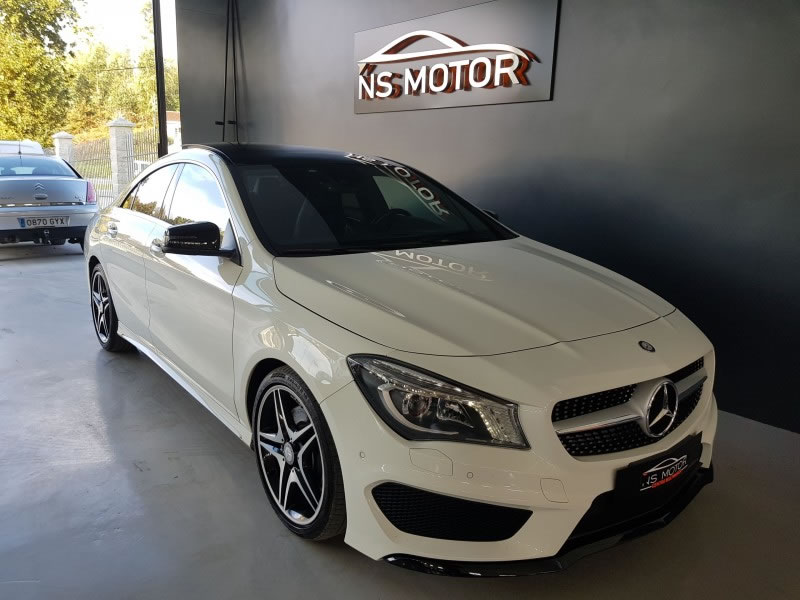 MERCEDES-BENZ CLA 220CDI 170CV PACK AMG INTERIOR Y EXTERIOR 7G FULL