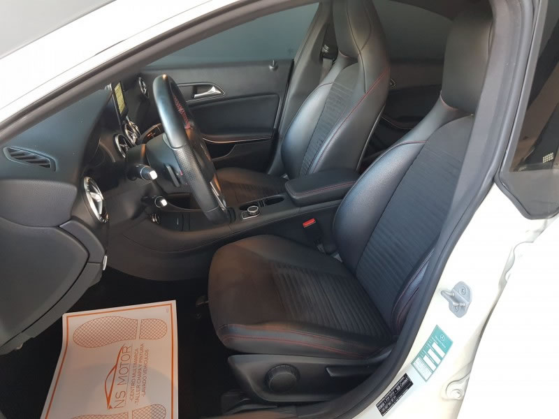 MERCEDES-BENZ CLA 220CDI 170CV PACK AMG INTERIOR Y EXTERIOR 7G FULL