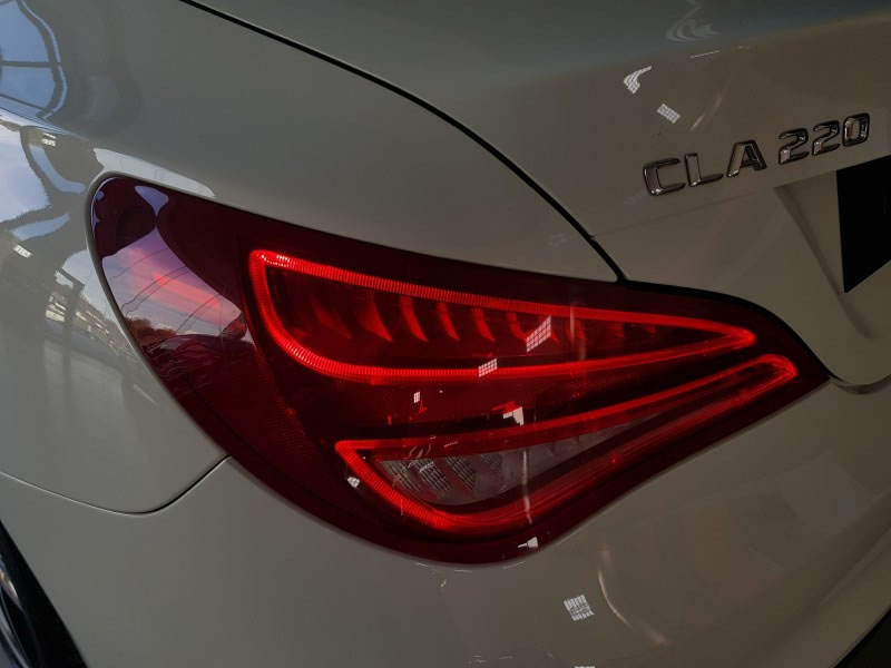 MERCEDES-BENZ CLA 220CDI 170CV PACK AMG INTERIOR Y EXTERIOR 7G FULL