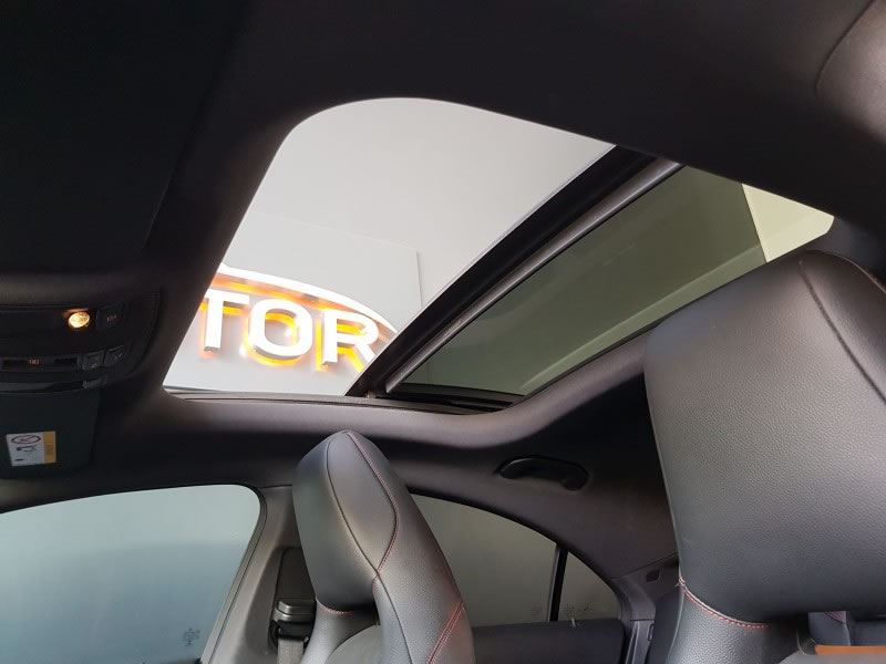 MERCEDES-BENZ CLA 220CDI 170CV PACK AMG INTERIOR Y EXTERIOR 7G FULL