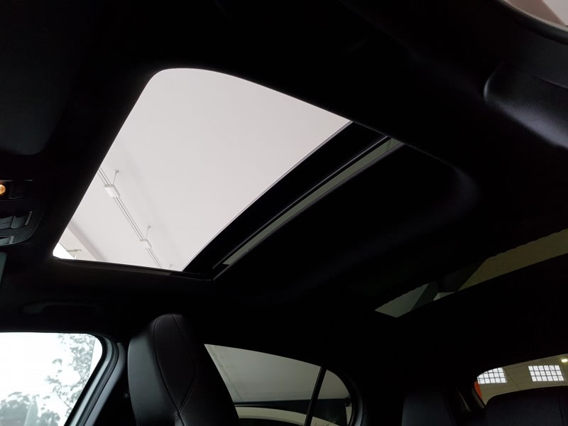 MERCEDES-BENZ GLA 200D 136CV 7G AMG