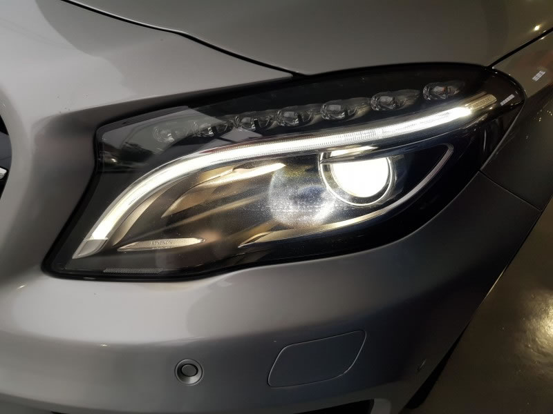 MERCEDES-BENZ GLA 200D 136CV 7G AMG