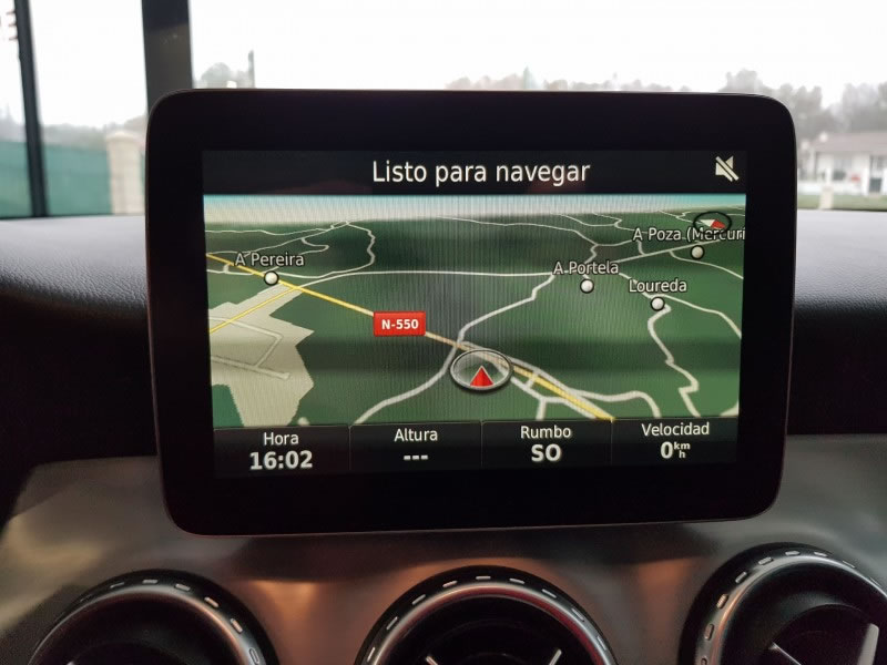 MERCEDES-BENZ GLA 200D 136CV 7G AMG