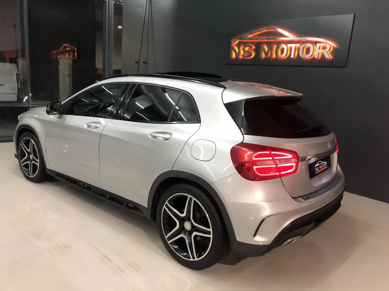 MERCEDES-BENZ GLA 200D 136CV 7G AMG