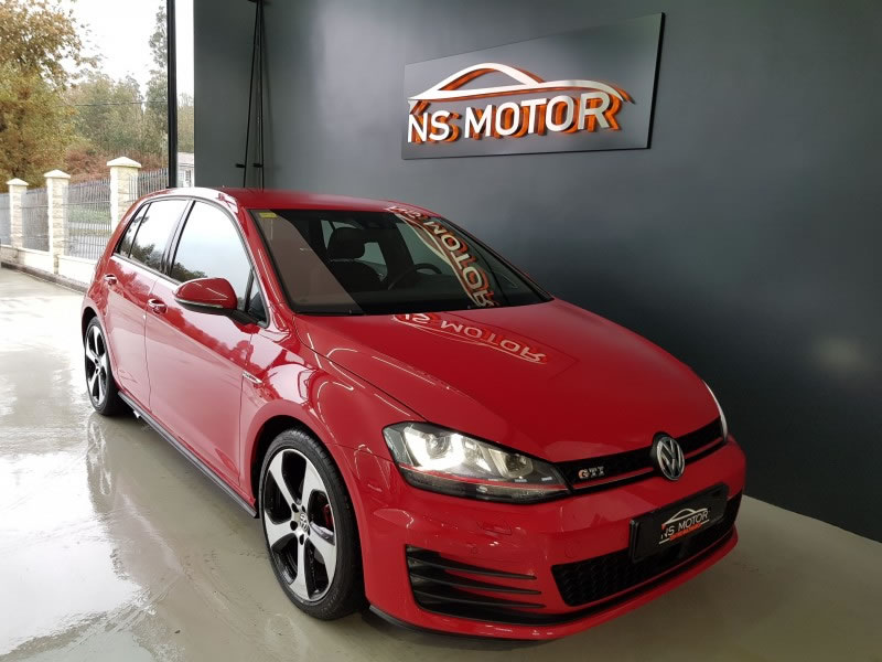 VOLKSWAGEN GOLF VII GTI 2.0 TSI 220CV DSG