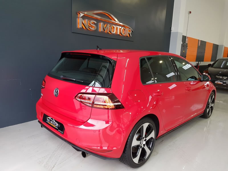 VOLKSWAGEN GOLF VII GTI 2.0 TSI 220CV DSG