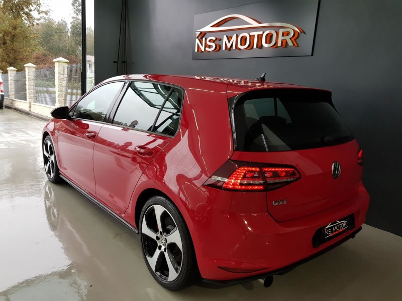 VOLKSWAGEN GOLF VII GTI 2.0 TSI 220CV DSG
