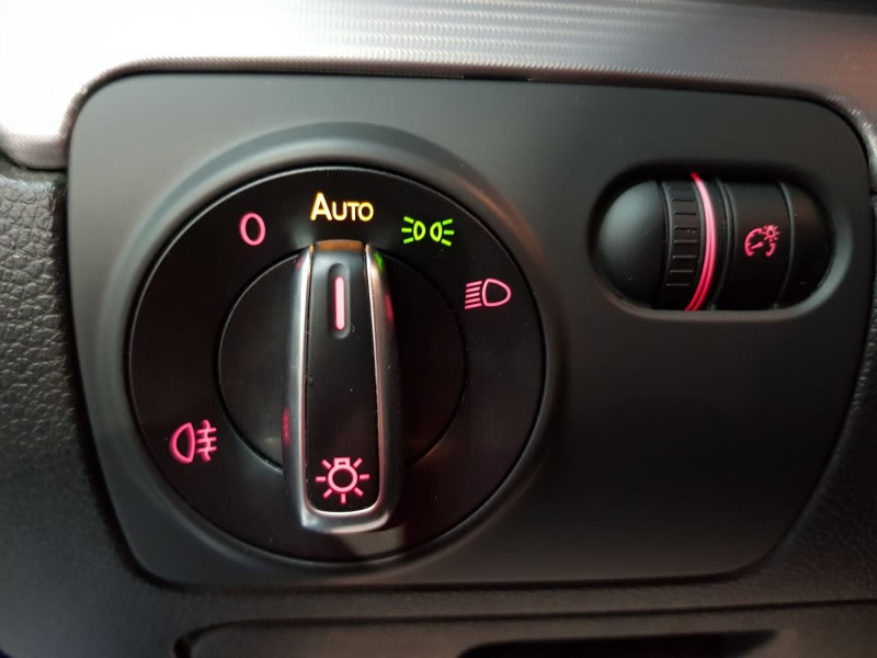 VOLKSWAGEN GOLF VI R20 2.0 TSI 270CV DSG 4MOTION