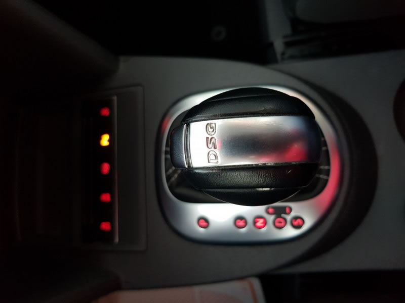 VOLKSWAGEN TOURAN 2.0 TDI 140CV DSG CUP