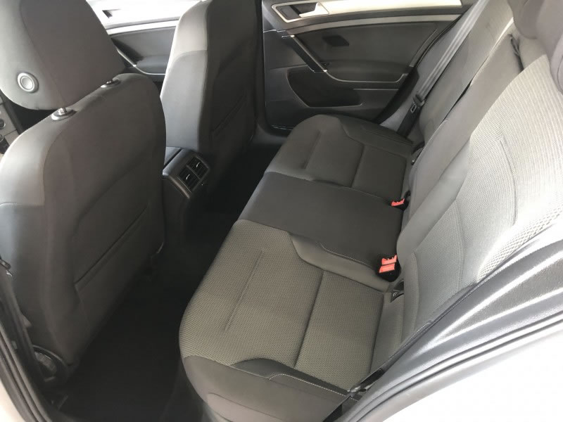 VOLKSWAGEN GOLF VII 1.6 TDI 105