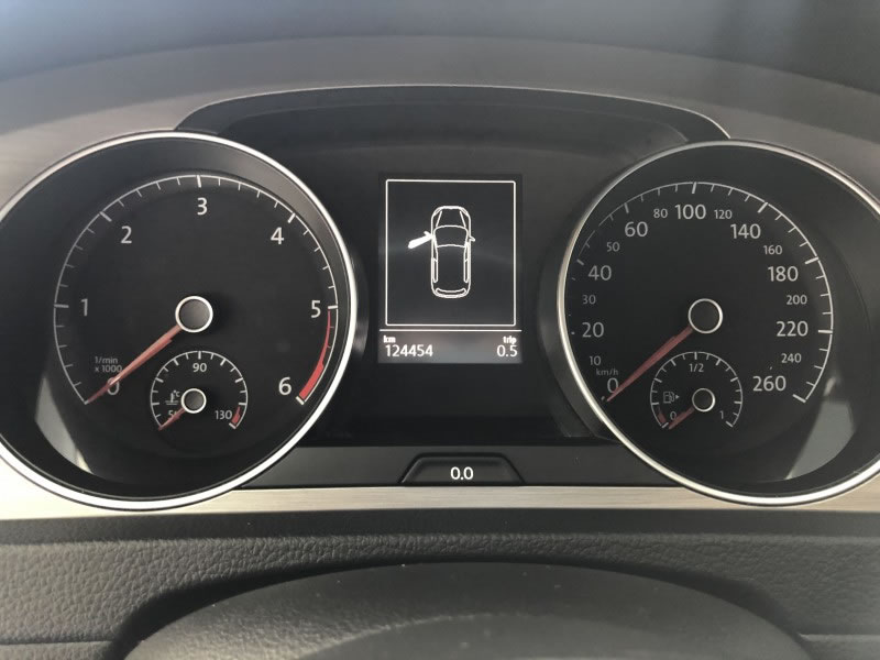 VOLKSWAGEN GOLF VII 1.6 TDI 105