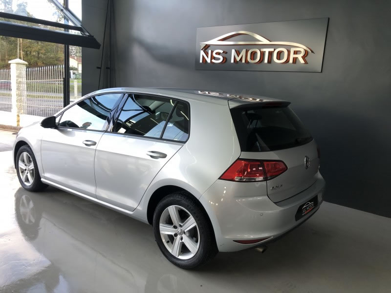 VOLKSWAGEN GOLF VII 1.6 TDI 105