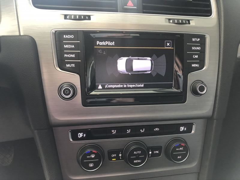 VOLKSWAGEN GOLF VII 1.6 TDI 105