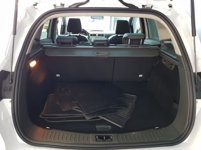 FORD KUGA 2.0 TDCI 140CV 2WD TITANIUM