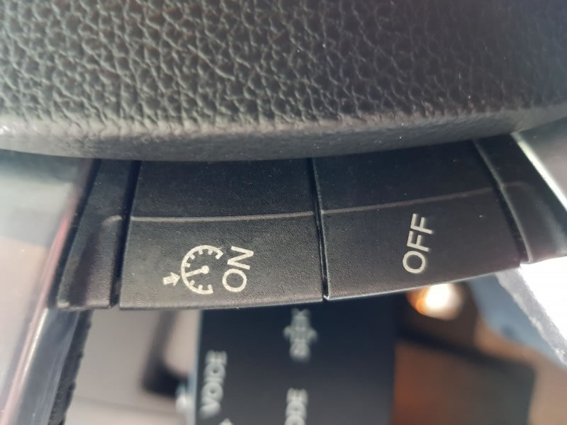 FORD KUGA 2.0 TDCI 140CV 2WD TITANIUM