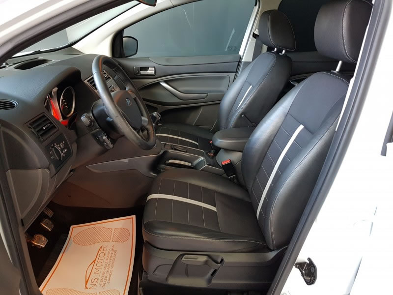 FORD KUGA 2.0 TDCI 140CV 2WD TITANIUM