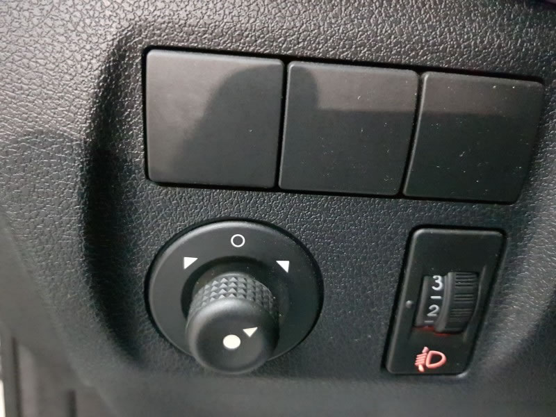 PEUGEOT PARTNER 1.6 HDI 75CV TEPEE 5 PLAZAS