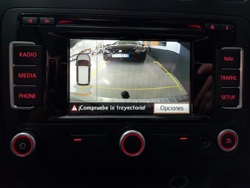 VOLKSWAGEN TOURAN 2.0 TDI 140CV ADVANCE