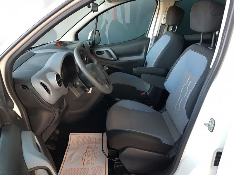 PEUGEOT PARTNER ACTIVE TEPEE 1.6 HDI 115CV DOBLE PUERTA LATERAL