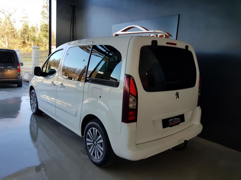 PEUGEOT PARTNER ACTIVE TEPEE 1.6 HDI 115CV DOBLE PUERTA LATERAL