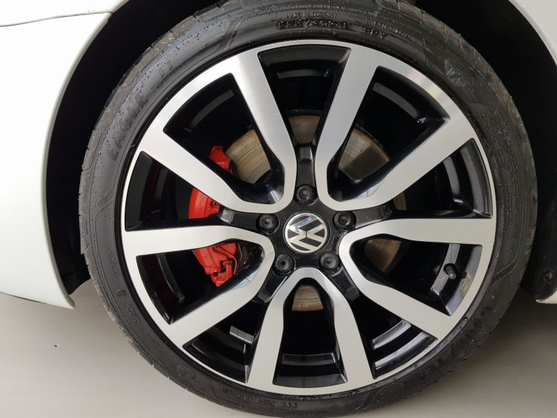 VOLKSWAGEN GOLF VI 2.0 TSI 210CV EDICION LIMITADA ADIDAS