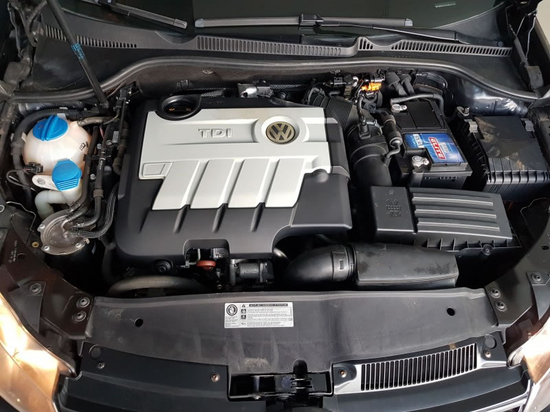 VOLKSWAGEN GOLF VI 2.0 TDI 110CV ADVANCE