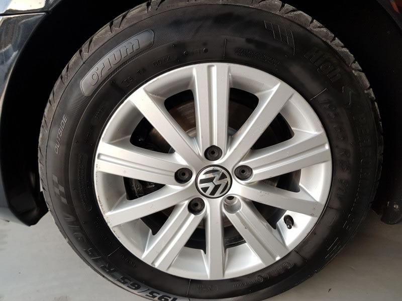 VOLKSWAGEN GOLF VI 2.0 TDI 110CV ADVANCE