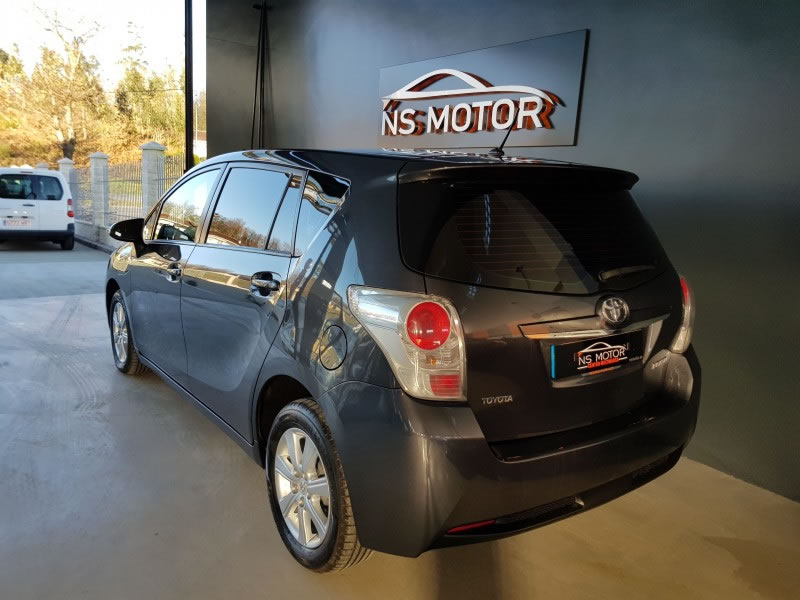 TOYOTA VERSO 115D 6 VELOCIDADES ADVANCE 7 PLAZAS