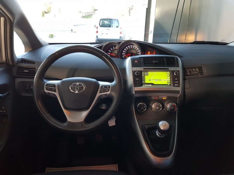 TOYOTA VERSO 115D 6 VELOCIDADES ADVANCE 7 PLAZAS