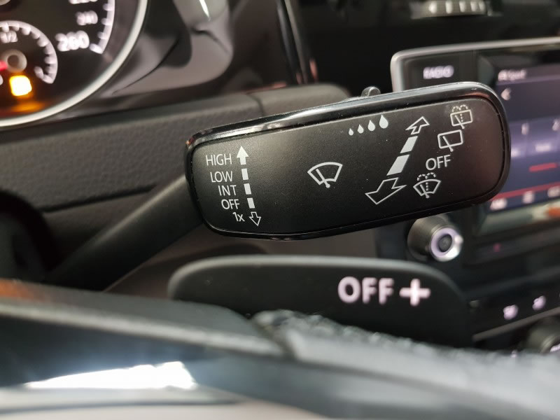 VOLKSWAGEN GOLF VII 2.0 TDI 150CV DSG BMT SPORT