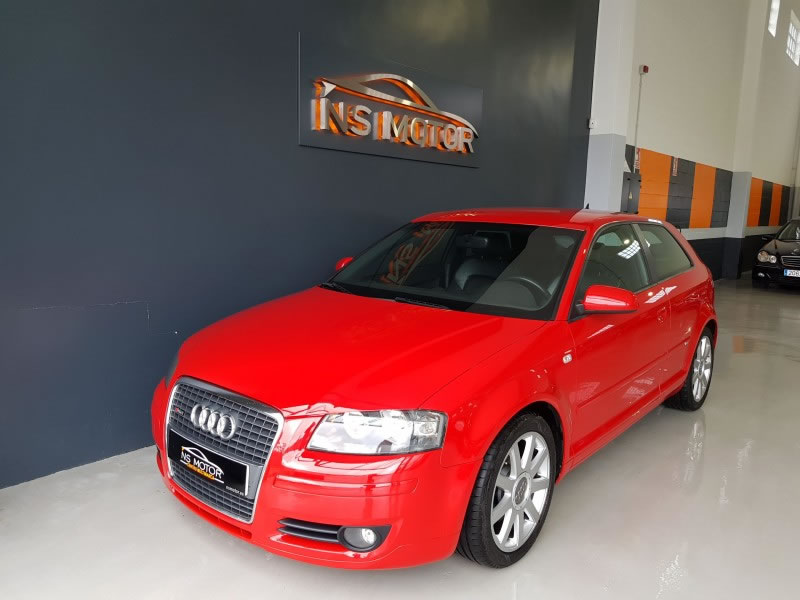 AUDI A3 8P 1.6 FSI 115CV 3 PUERTAS SLINE